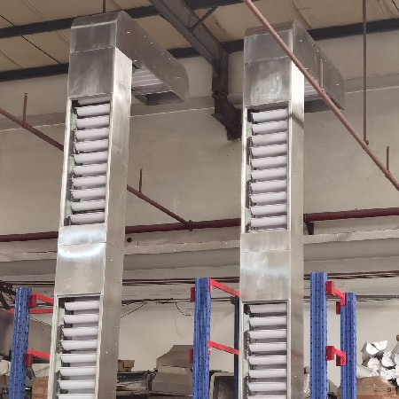 6.5-meter-high Z-shaped elevator