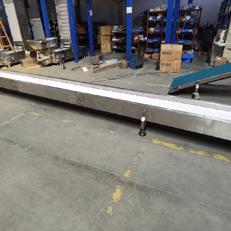 6.5-meter-high horizontal conveyor