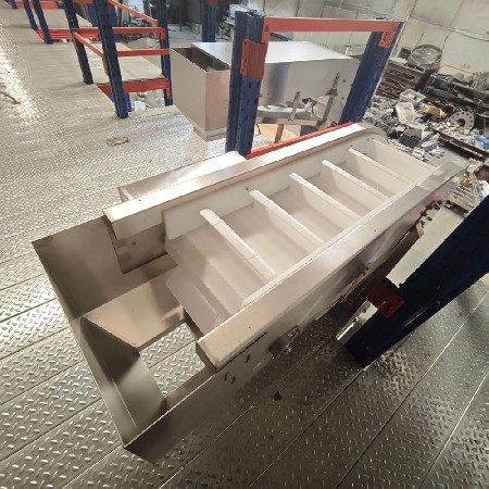 Large angle hoist